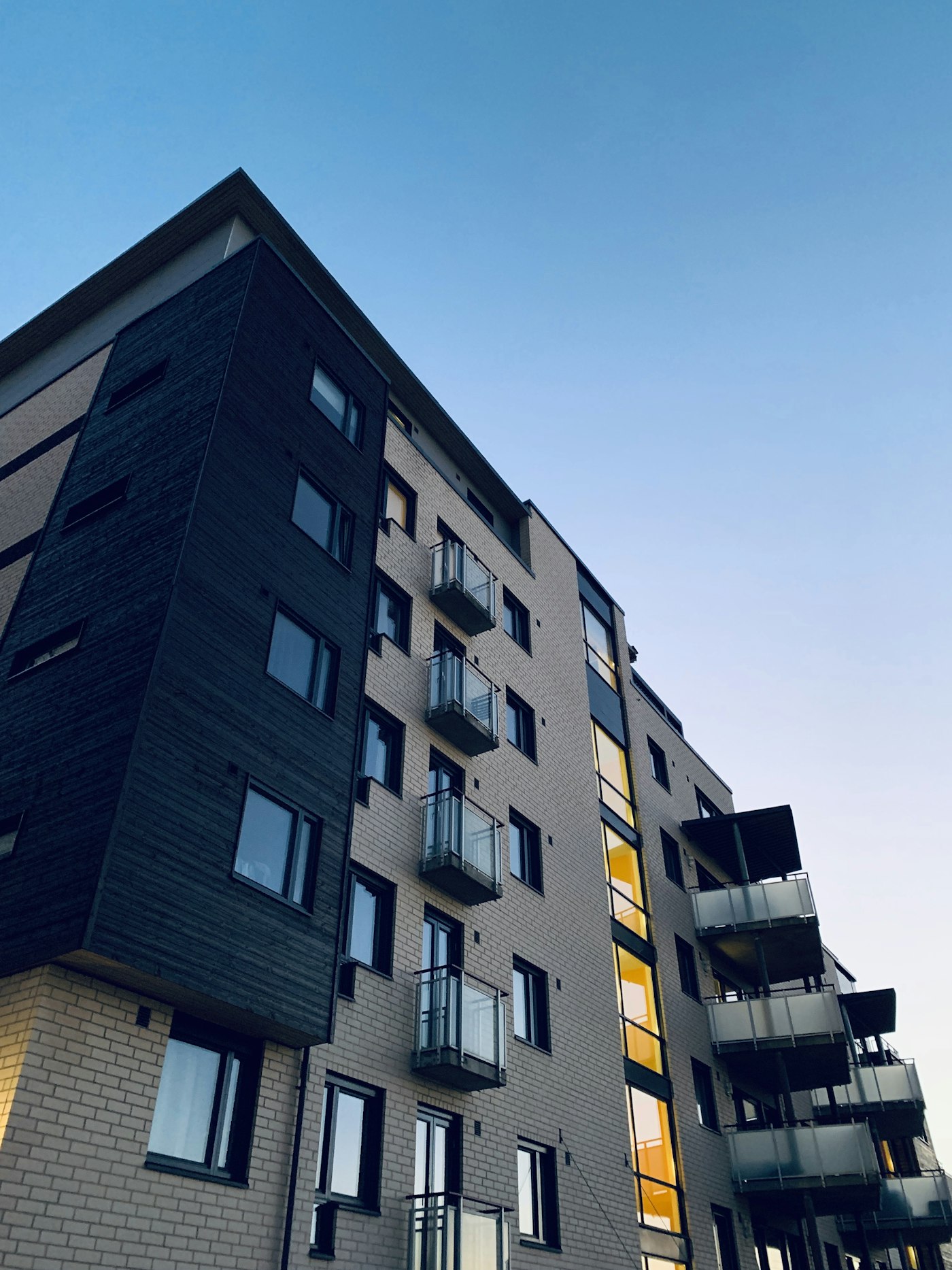 Construcción residencial & comercial