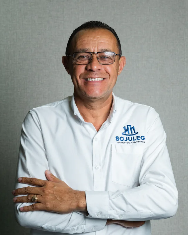 Lic. Pedro Silverio